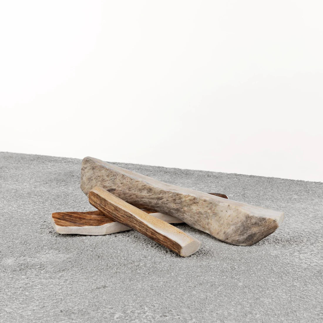 Primal - Dog Moose Antler Large Split (1) Single Antler